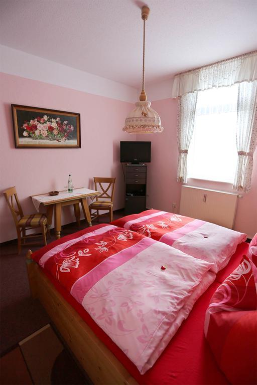 Gaststaette & Pension Waldquell Antonshohe Exterior foto